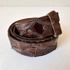 Vintage JUSTIN Mens Brown Belt 42 L Crocodile Genuine Exotic Leather Western
